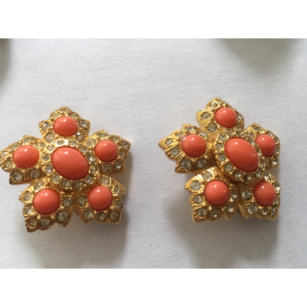 Vintage Joan Rivers snowflake rhinestone Clip-On Earrings
